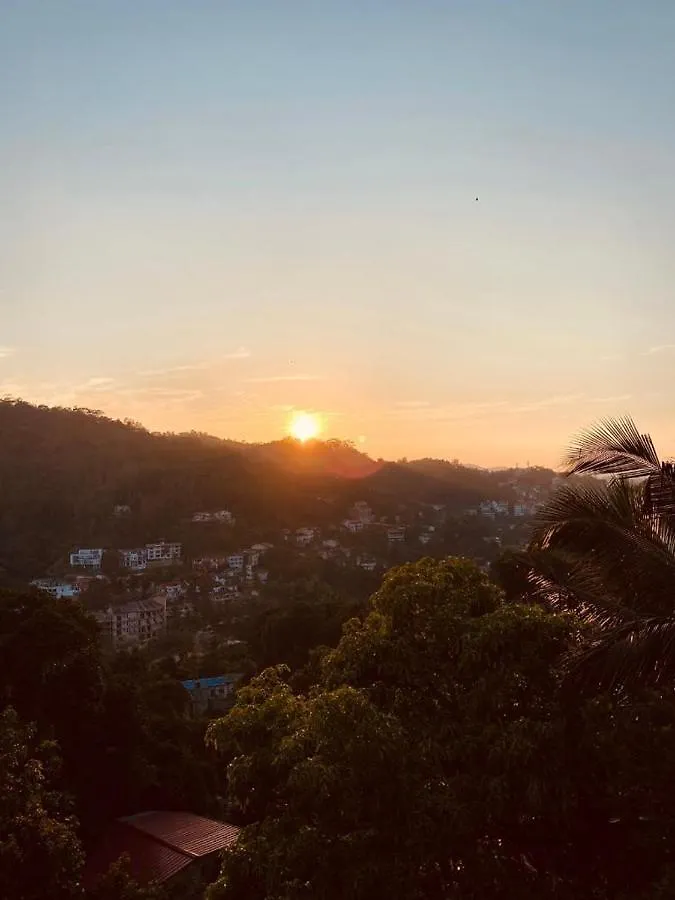Pensionat Kandy View Inn -Homestay- Foreign Only
